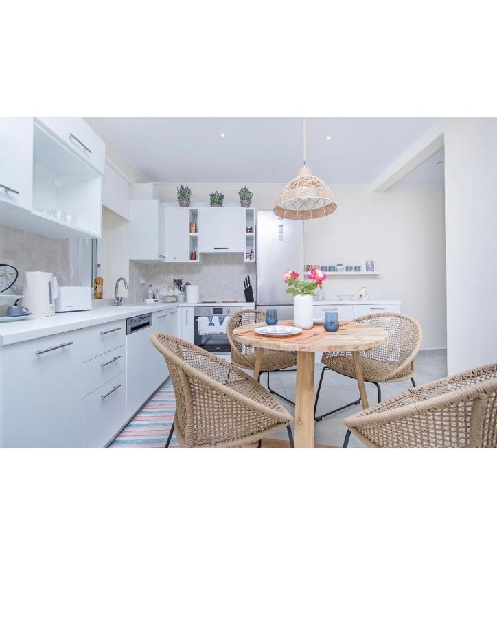 Athena Luxury Apartments Mesongi Bagian luar foto