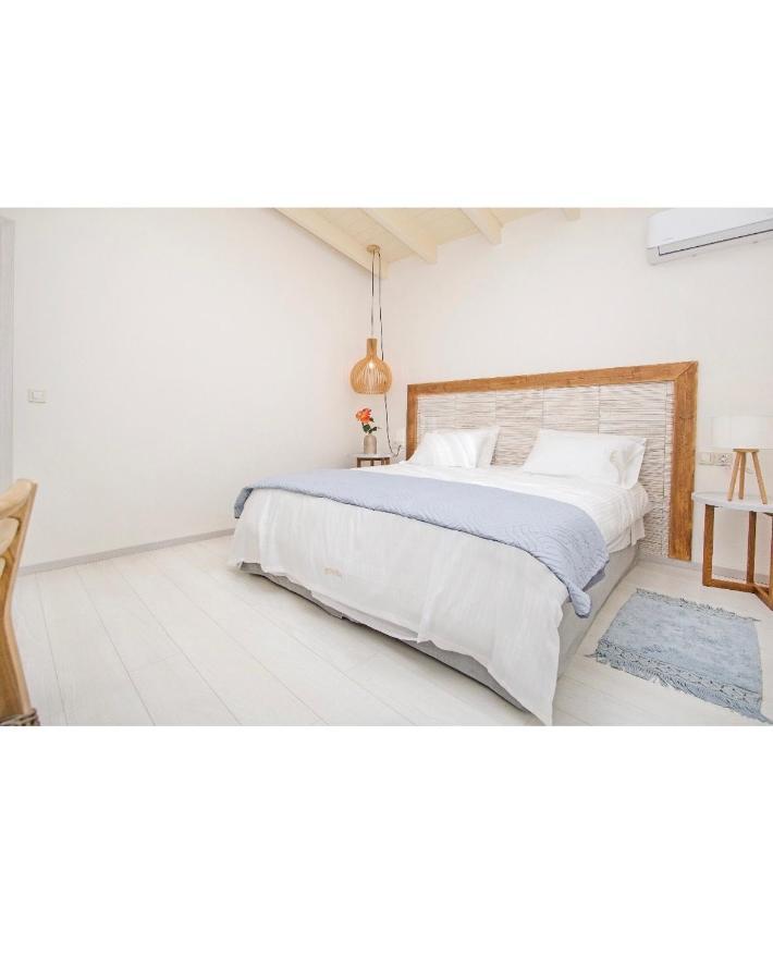 Athena Luxury Apartments Mesongi Bagian luar foto