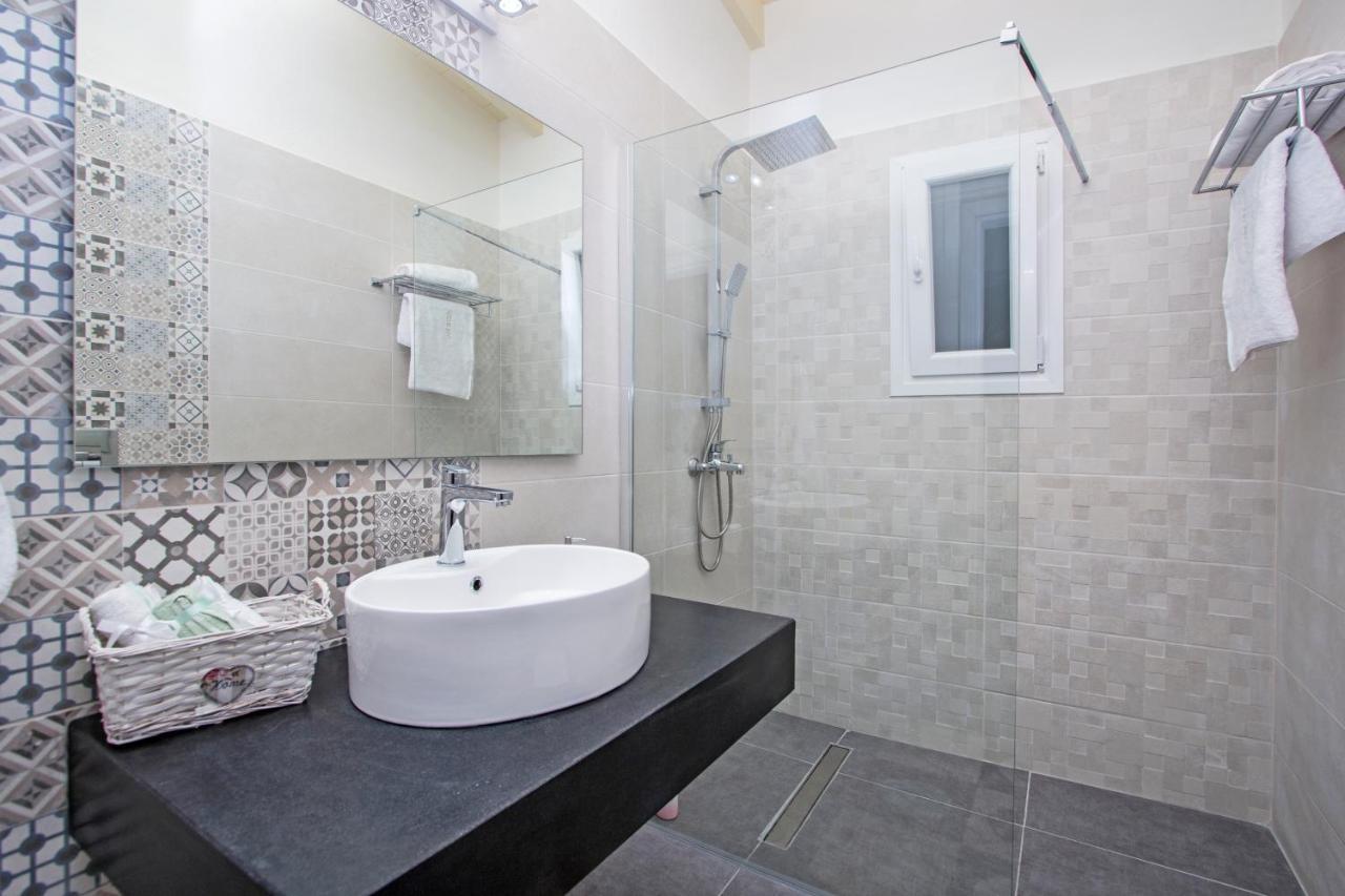 Athena Luxury Apartments Mesongi Bagian luar foto